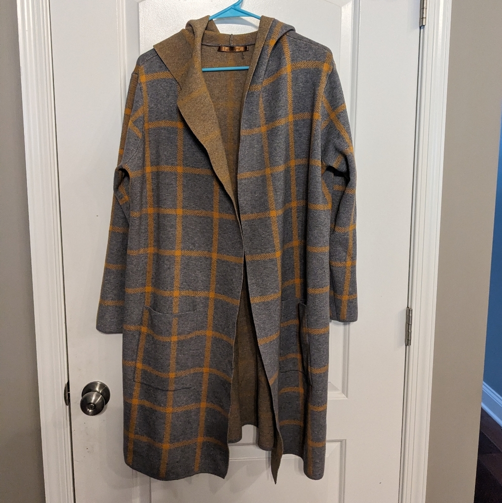 Hooded coat-igan